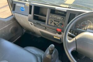 サムネイル: 北見店おすすめ！！◆平成21年式　いすゞ　エルフ15.7m　◆屈伸式ブーム高所作業車　スチールバケット (車検1年付）　札幌・江別・旭川・北見・釧路どこでも全国対応可能です！　　　　　　　　　　　　　　　　お問い合わせは北見店へ～TEL0157-57-7166～