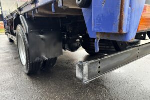 サムネイル: 平成25年　アトラス3トン4段クレーンロング ラジコン アルミアオリ 車検令和8年6月