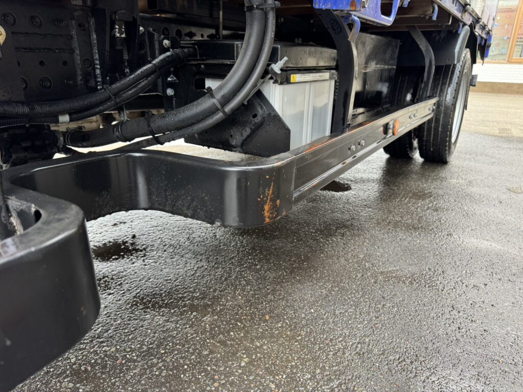 平成25年　アトラス3トン4段クレーンロング ラジコン アルミアオリ 車検令和8年6月