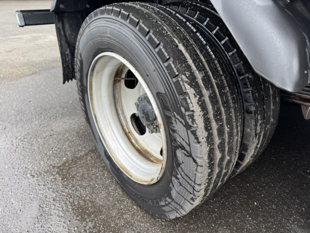 平成25年　アトラス3トン4段クレーンロング ラジコン アルミアオリ 車検令和8年6月