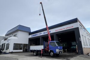 サムネイル: 平成25年　アトラス3トン4段クレーンロング ラジコン アルミアオリ 車検令和8年6月