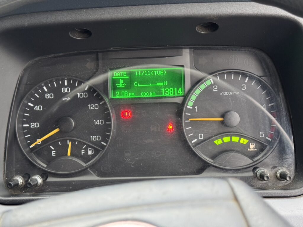 平成25年　アトラス3トン4段クレーンロング ラジコン アルミアオリ 車検令和8年6月