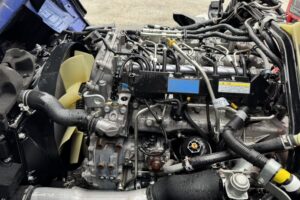 サムネイル: 平成25年　アトラス3トン4段クレーンロング ラジコン アルミアオリ 車検令和8年6月