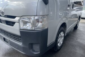 サムネイル: 令和2年　トヨタハイエースバン ロングDX 寒冷地仕様 車検1年付