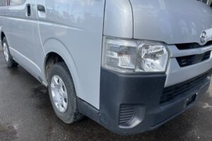 サムネイル: 令和2年　トヨタハイエースバン ロングDX 寒冷地仕様 車検1年付