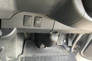 サムネイル: 令和2年　トヨタハイエースバン ロングDX 寒冷地仕様 車検1年付