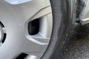 サムネイル: 令和2年　トヨタハイエースバン ロングDX 寒冷地仕様 車検1年付