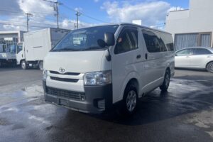 令和1年　トヨタハイエースバン ロングDX 寒冷地仕様 車検1年付