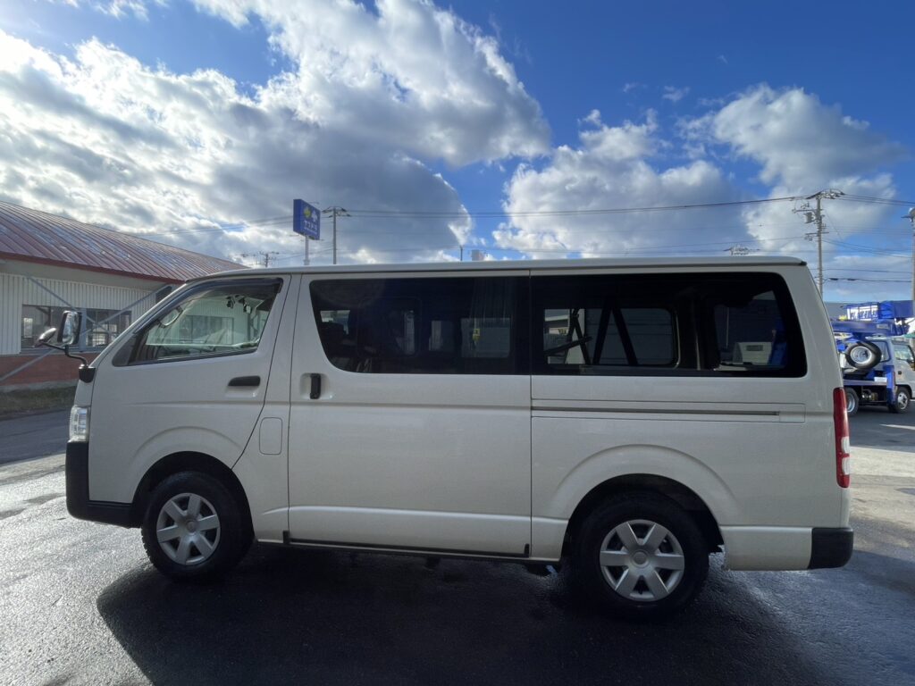 令和1年　トヨタハイエースバン ロングDX 寒冷地仕様 車検1年付