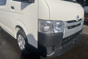 サムネイル: 令和1年　トヨタハイエースバン ロングDX 寒冷地仕様 車検1年付