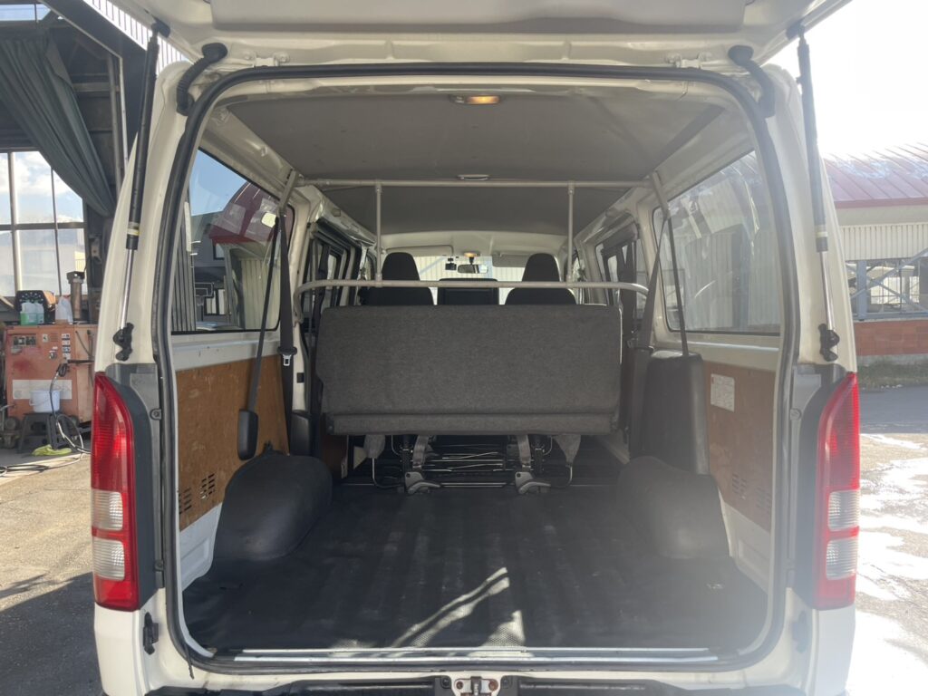 令和1年　トヨタハイエースバン ロングDX 寒冷地仕様 車検1年付