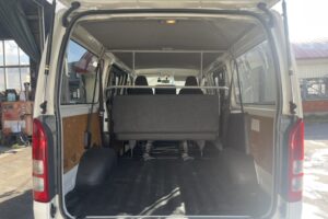 サムネイル: 令和1年　トヨタハイエースバン ロングDX 寒冷地仕様 車検1年付