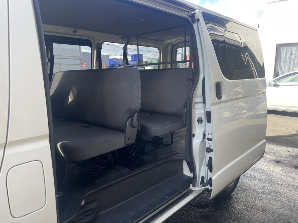 令和1年　トヨタハイエースバン ロングDX 寒冷地仕様 車検1年付