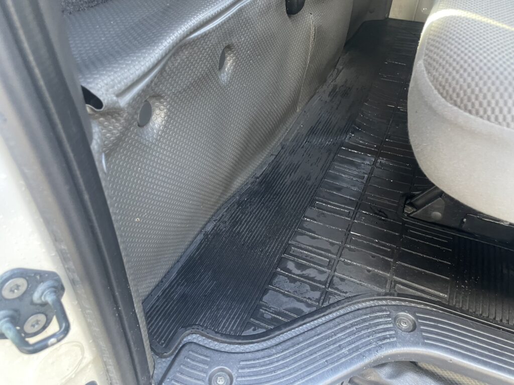 令和1年　トヨタハイエースバン ロングDX 寒冷地仕様 車検1年付