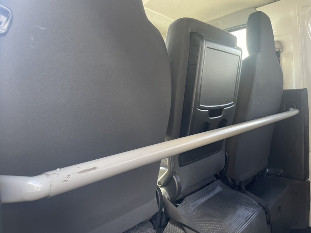 令和1年　トヨタハイエースバン ロングDX 寒冷地仕様 車検1年付