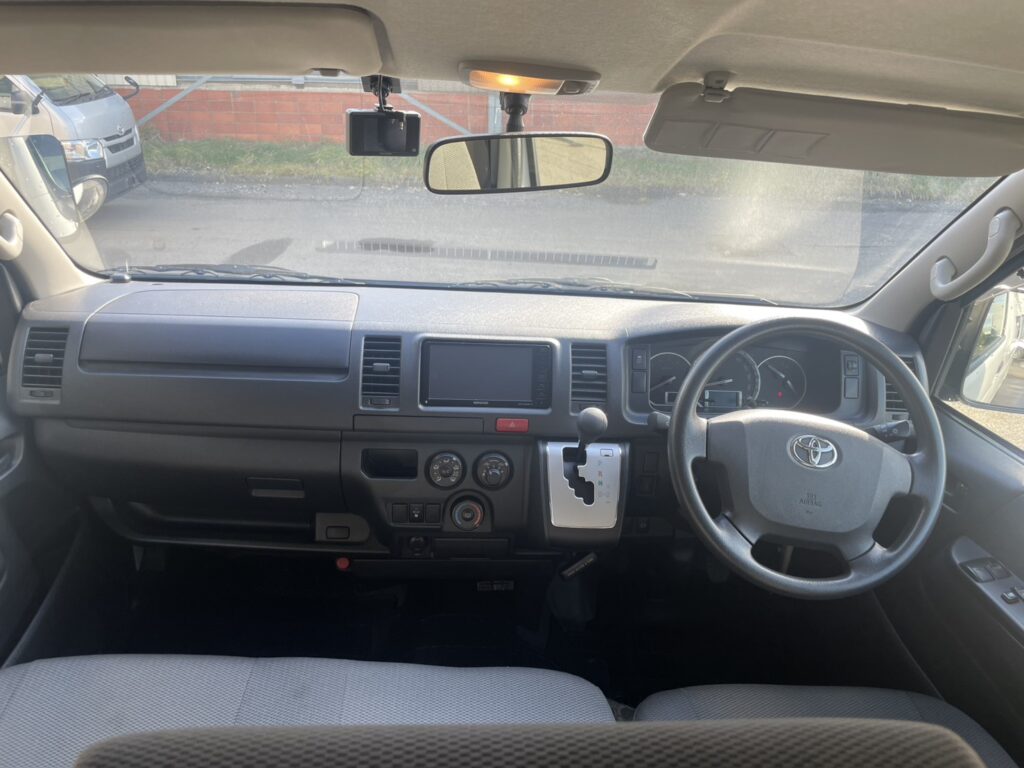 令和1年　トヨタハイエースバン ロングDX 寒冷地仕様 車検1年付