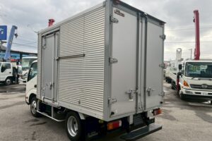 サムネイル: 平成30年式デュトロアルミバン　４WD！　積載1850kg　