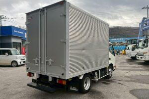 サムネイル: 平成30年式デュトロアルミバン　４WD！　積載1850kg　