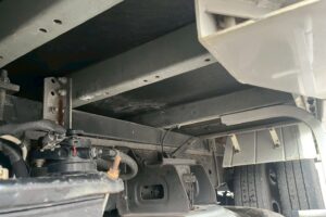 サムネイル: 平成30年式デュトロアルミバン　４WD！　積載1850kg　