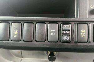 サムネイル: 平成30年式デュトロアルミバン　４WD！　積載1850kg　