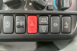 サムネイル: 平成30年式デュトロアルミバン　４WD！　積載1850kg　