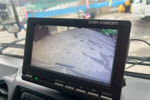 サムネイル: 平成30年式デュトロアルミバン　４WD！　積載1850kg　