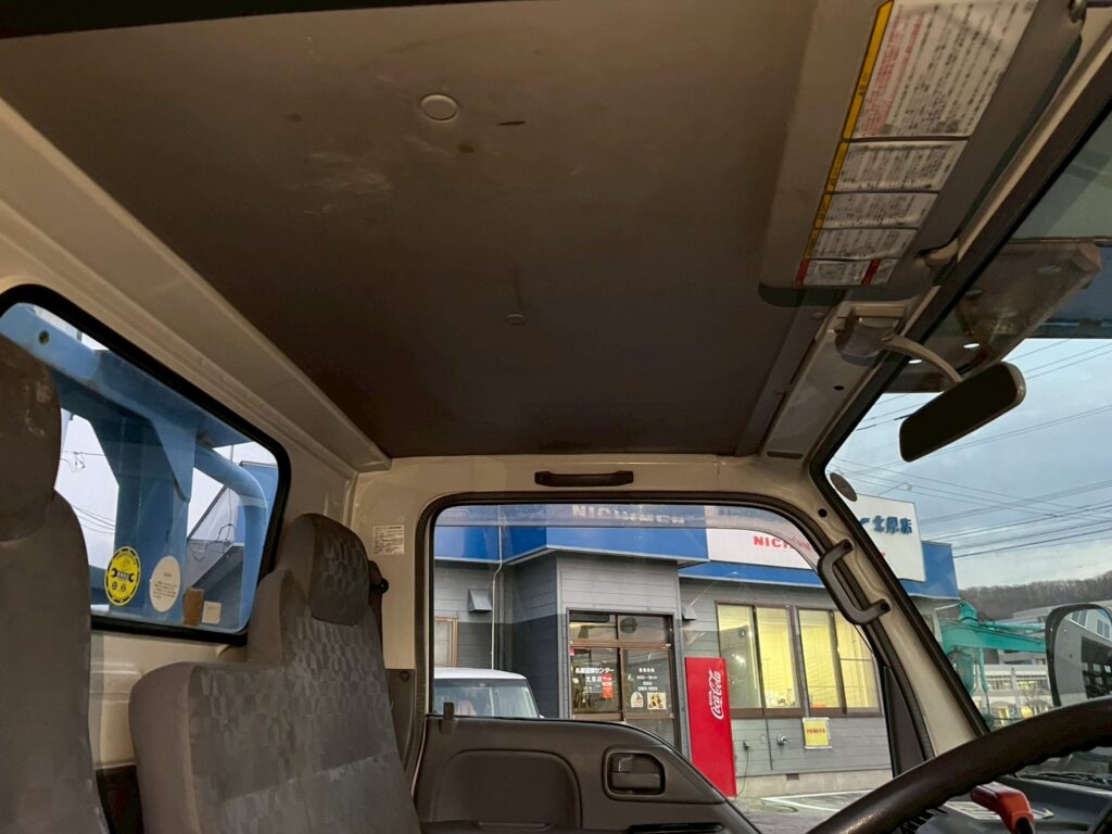 平成18年式エルフ12m高所作業車　スチールバケット