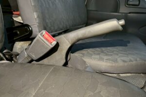 サムネイル: 平成18年式エルフ12m高所作業車　スチールバケット