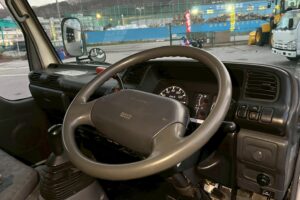 サムネイル: 平成18年式エルフ12m高所作業車　スチールバケット