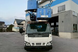 サムネイル: 平成18年式エルフ12m高所作業車　スチールバケット