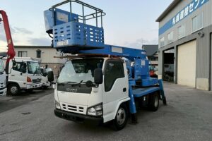 平成18年式エルフ12m高所作業車　スチールバケット