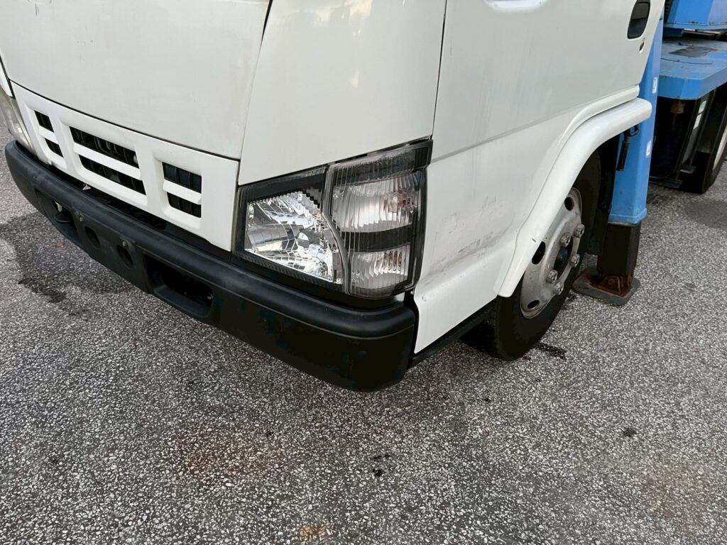 平成18年式エルフ12m高所作業車　スチールバケット