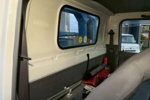 サムネイル: 平成18年式エルフ12m高所作業車　スチールバケット