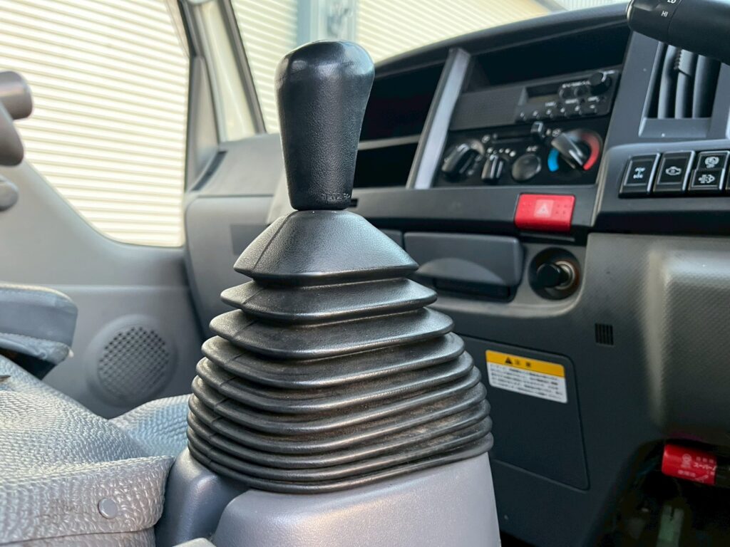 【★超希少★】平成21年式　エルフ　ローダーダンプ　４WD！　最大積載3000㎏　三方開き　