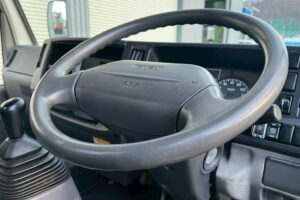 サムネイル: 【★超希少★】平成21年式　エルフ　ローダーダンプ　４WD！　最大積載3000㎏　三方開き　