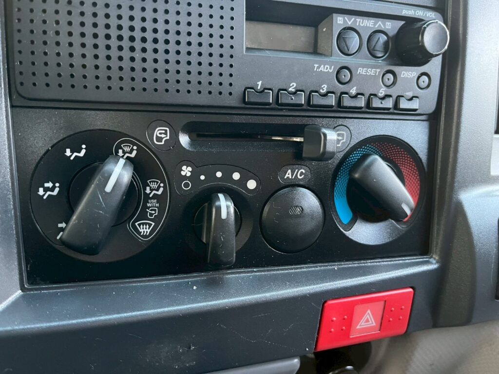 【★超希少★】平成21年式　エルフ　ローダーダンプ　４WD！　最大積載3000㎏　三方開き　