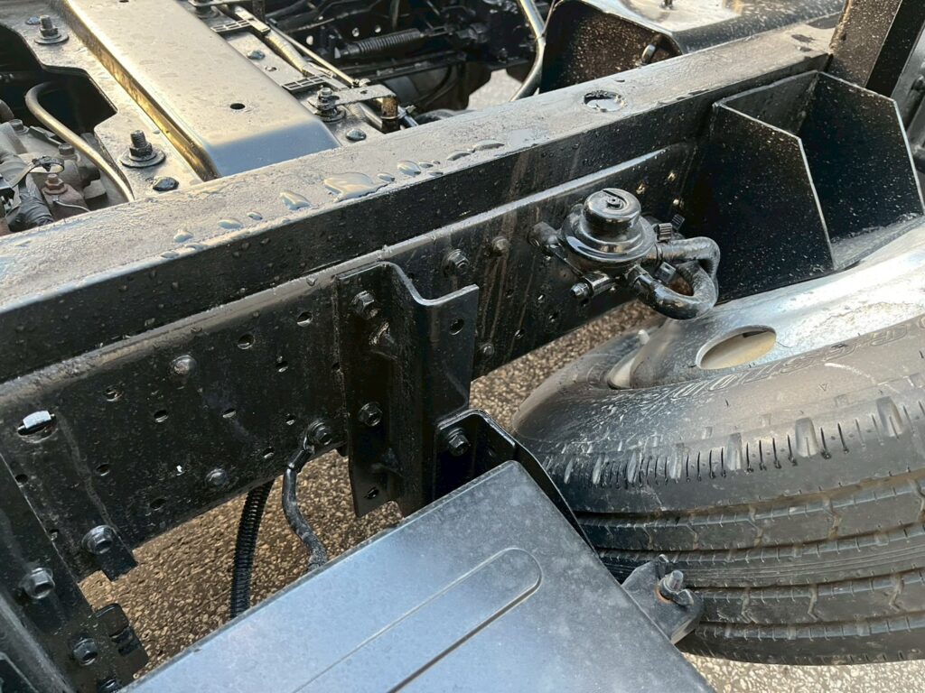 【★超希少★】平成21年式　エルフ　ローダーダンプ　４WD！　最大積載3000㎏　三方開き　