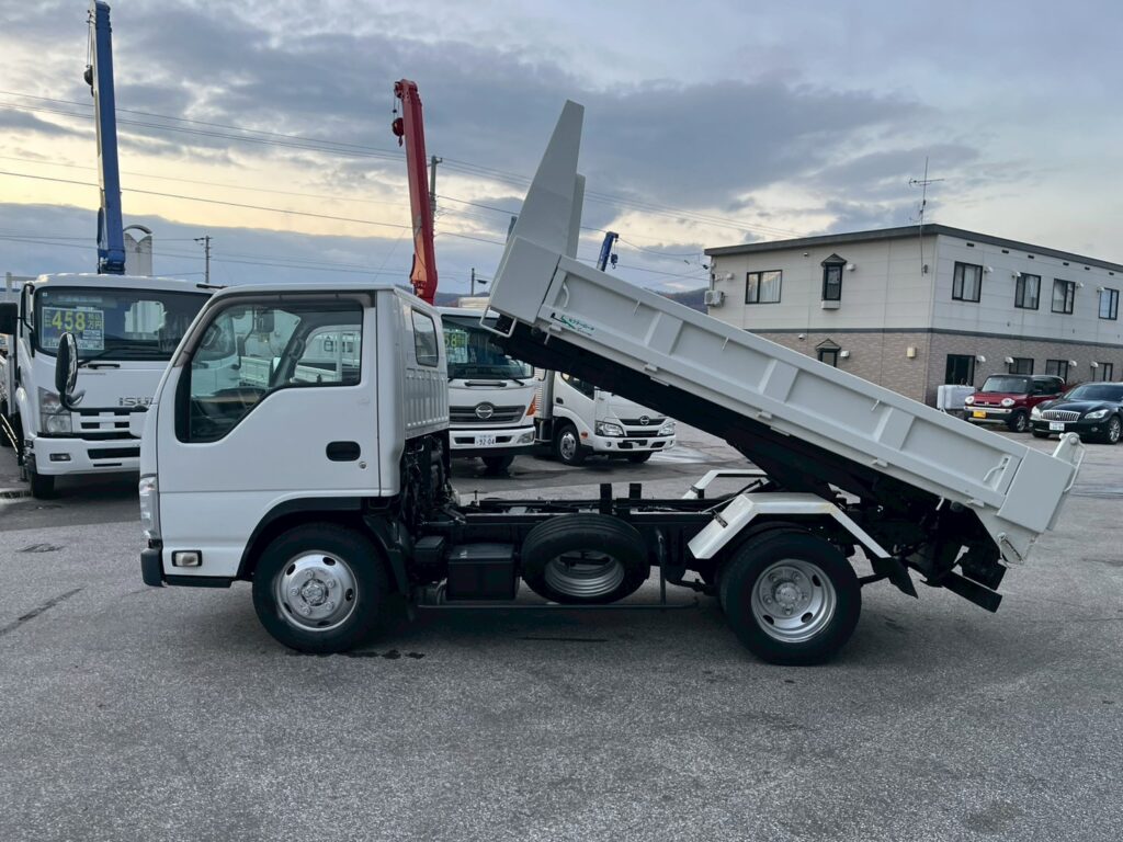 【★超希少★】平成21年式　エルフ　ローダーダンプ　４WD！　最大積載3000㎏　三方開き　