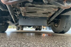 サムネイル: 【★超希少★】平成21年式　エルフ　ローダーダンプ　４WD！　最大積載3000㎏　三方開き　