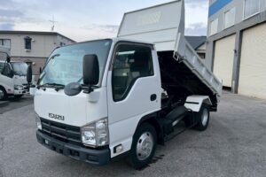 サムネイル: 【★超希少★】平成21年式　エルフ　ローダーダンプ　４WD！　最大積載3000㎏　三方開き　