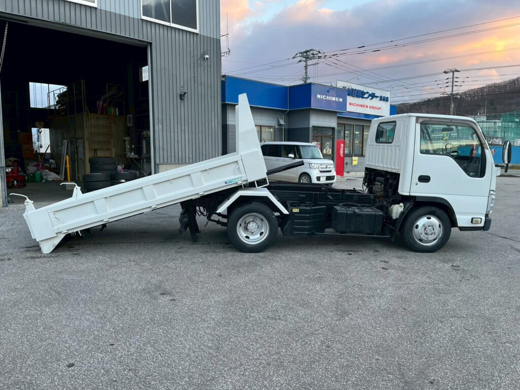 【★超希少★】平成21年式　エルフ　ローダーダンプ　４WD！　最大積載3000㎏　三方開き　