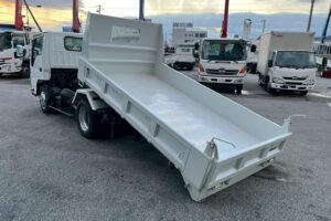サムネイル: 【★超希少★】平成21年式　エルフ　ローダーダンプ　４WD！　最大積載3000㎏　三方開き　