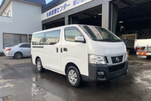 サムネイル: 平成26年　NV350キャラバンバン 切替4WD オートマ 車検1年付