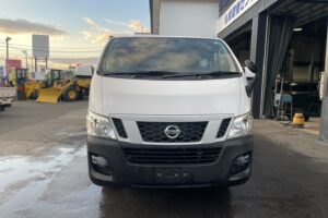 サムネイル: 平成26年　NV350キャラバンバン 切替4WD オートマ 車検1年付