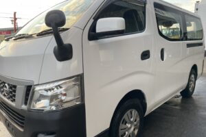 サムネイル: 平成26年　NV350キャラバンバン 切替4WD オートマ 車検1年付