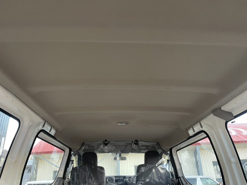 平成26年　NV350キャラバンバン 切替4WD オートマ 車検1年付