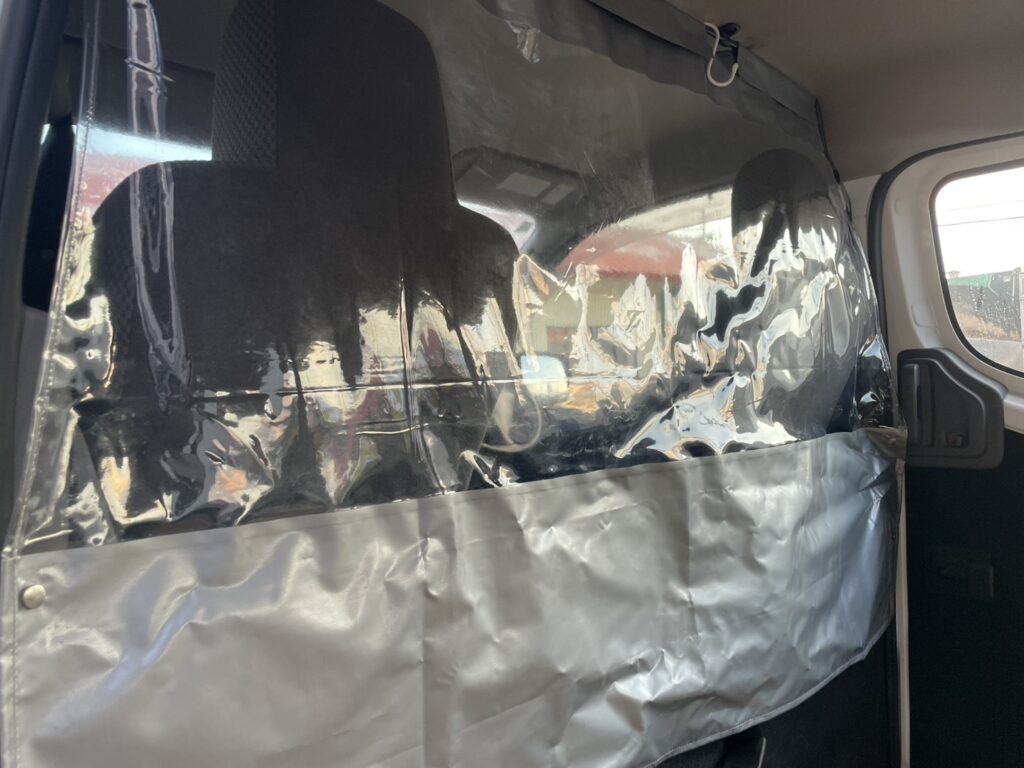 平成26年　NV350キャラバンバン 切替4WD オートマ 車検1年付