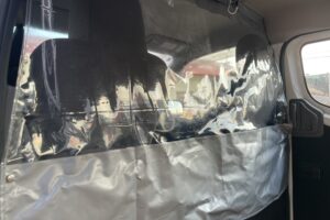 サムネイル: 平成26年　NV350キャラバンバン 切替4WD オートマ 車検1年付