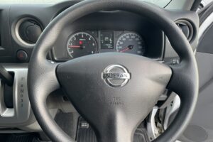 サムネイル: 平成26年　NV350キャラバンバン 切替4WD オートマ 車検1年付