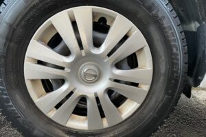 サムネイル: 平成26年　NV350キャラバンバン 切替4WD オートマ 車検1年付